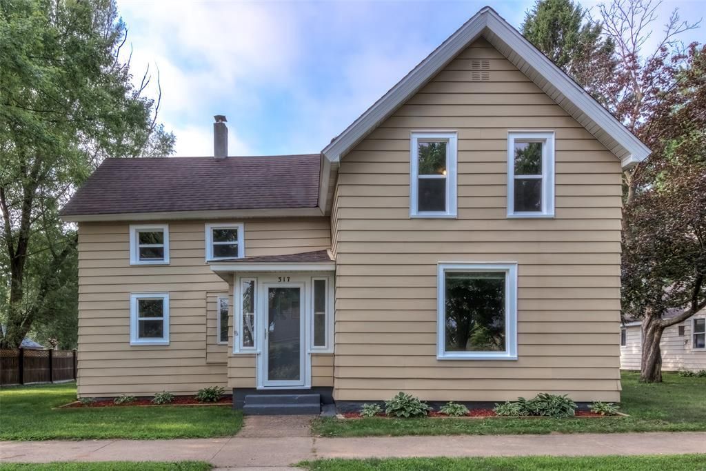 317 Stanley Street, Chippewa Falls, WI 54729