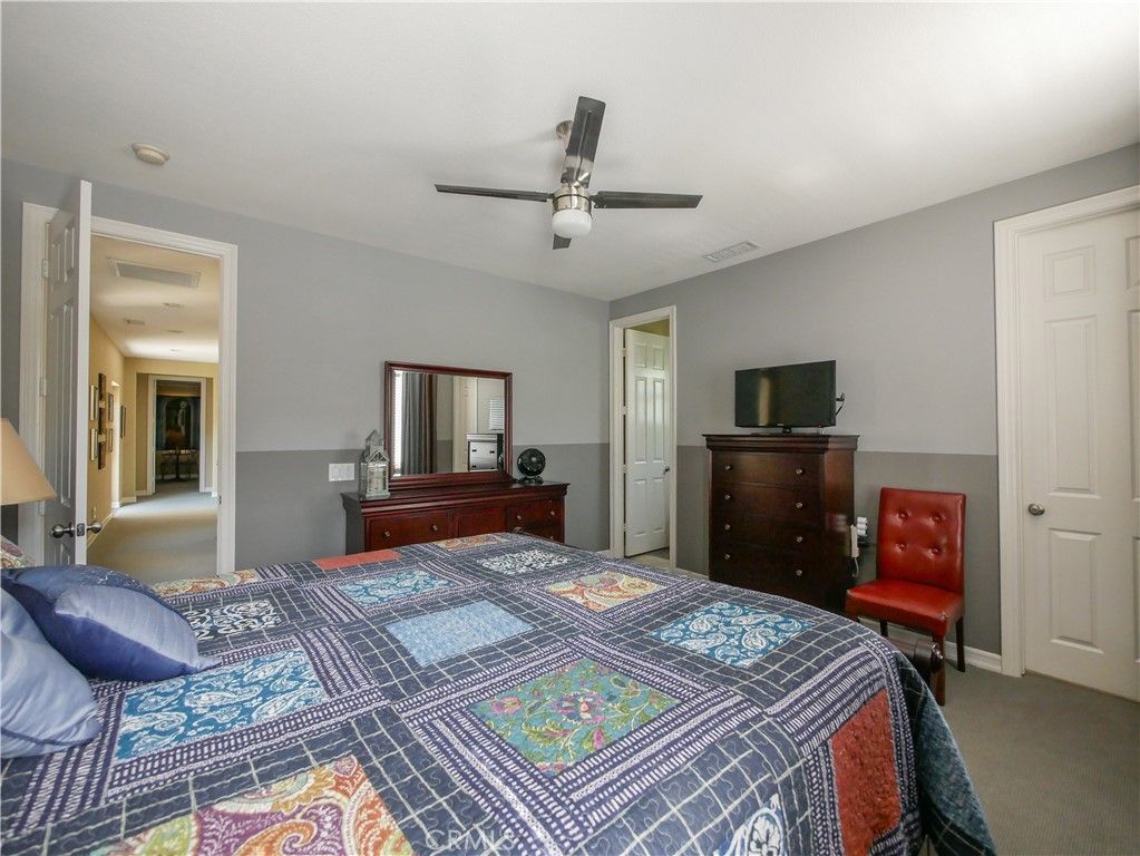 Image 19 of property listing at 22470 Amber Eve, Corona, CA 92883