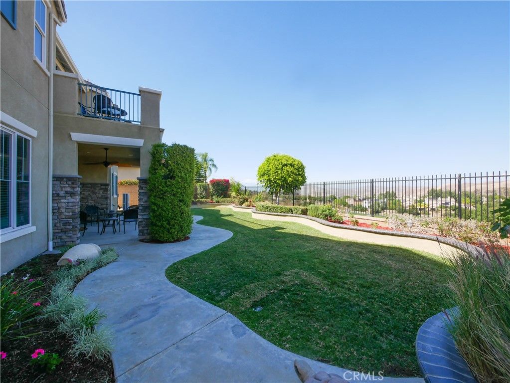 Image 30 of property listing at 22470 Amber Eve, Corona, CA 92883