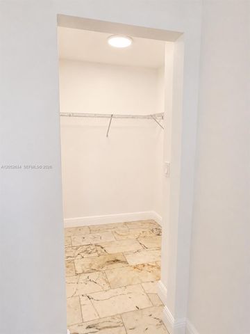 1526 Pennsylvania Ave 18, Miami Beach, FL 33139