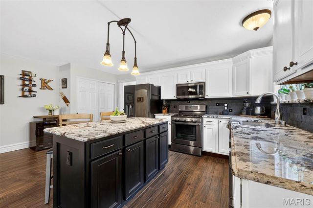 5234 Arrow Ridge Place, Imperial, MO 63052
