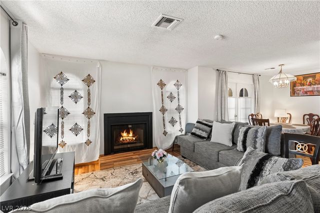 4069 Nook Way C, Las Vegas, NV 89103