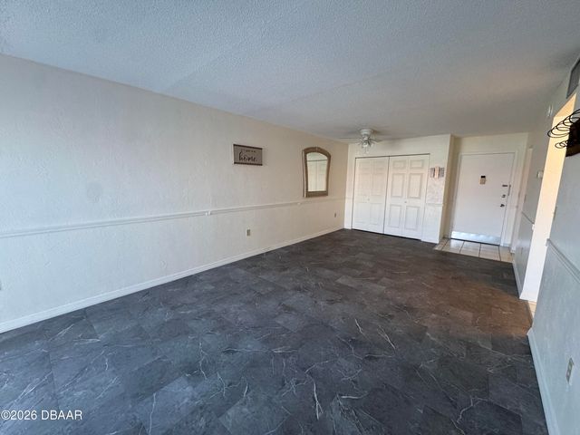 2711 N Halifax Ave Apt 279, Daytona Beach, FL 32118