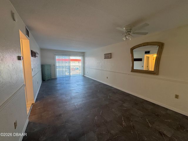 2711 N Halifax Ave Apt 279, Daytona Beach, FL 32118