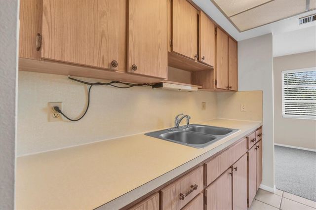 5060 76TH AVENUE N 402, Pinellas Park, FL 33781