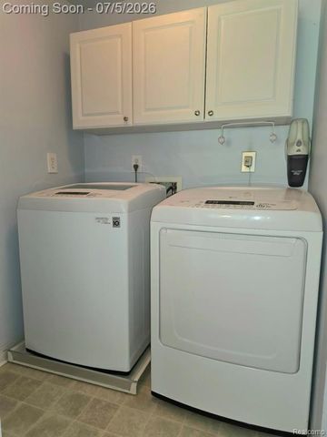 5158 Coldwater Road, Lapeer, MI 48446
