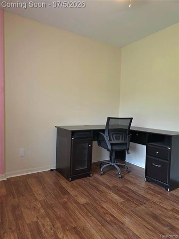5158 Coldwater Road, Lapeer, MI 48446