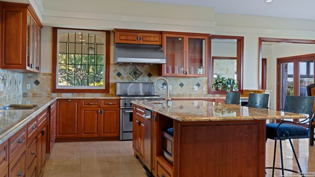 169 Shore Point, Canyon Lake, TX 78133