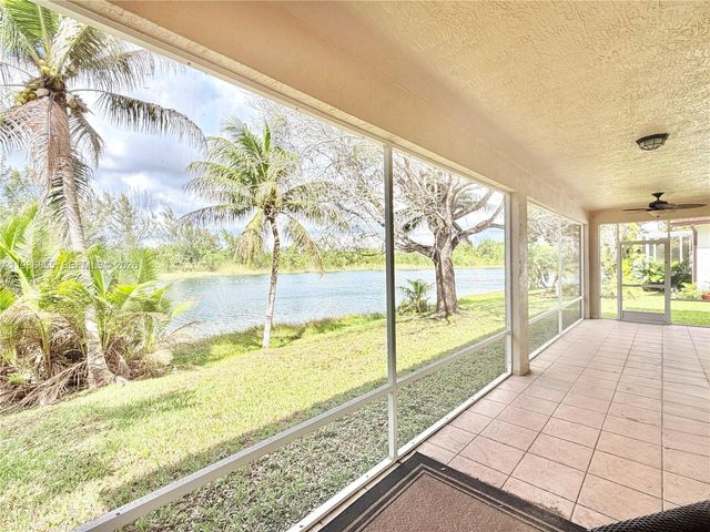 1403 SE 22nd Ln, Homestead, FL 33035