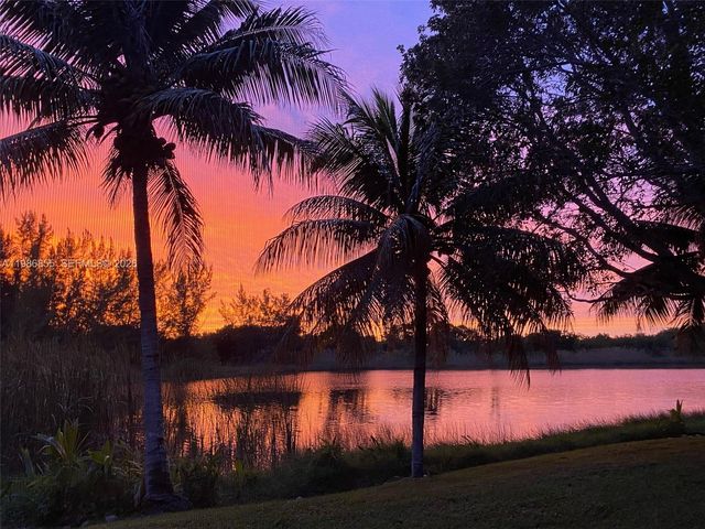 1403 SE 22nd Ln, Homestead, FL 33035