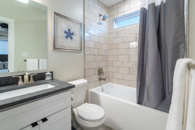 4512 Victor Street, Dallas, TX 75246