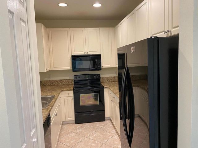 1272 Via Fiume, Boynton Beach, FL 33426
