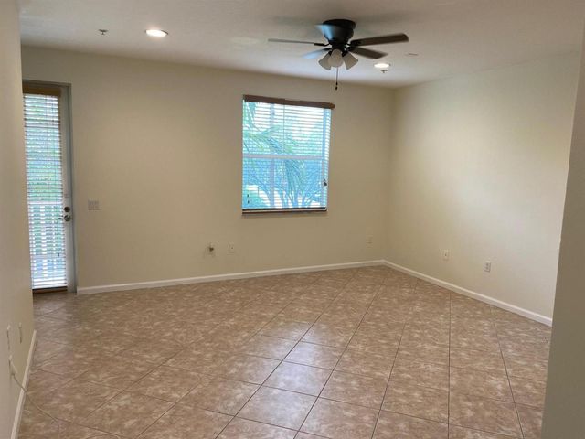 1272 Via Fiume, Boynton Beach, FL 33426