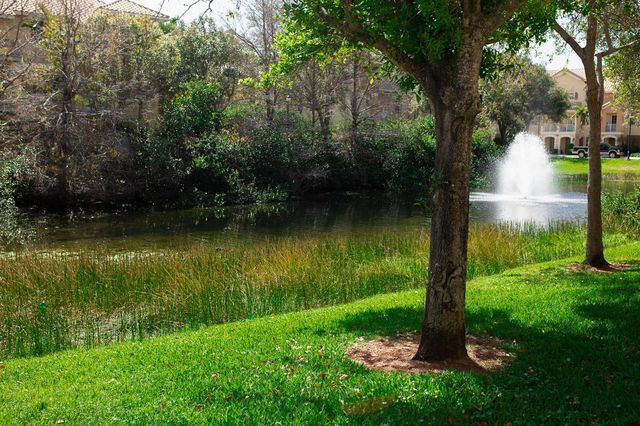 1272 Via Fiume, Boynton Beach, FL 33426