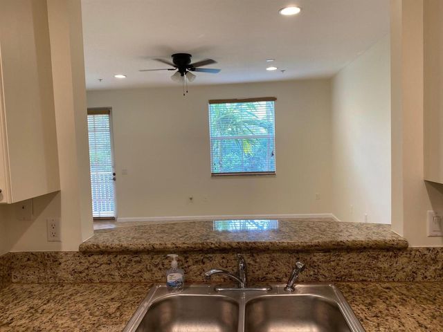 1272 Via Fiume, Boynton Beach, FL 33426