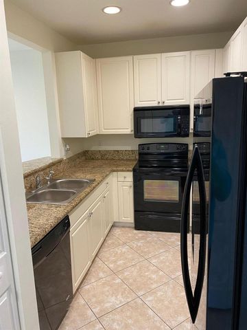 1272 Via Fiume, Boynton Beach, FL 33426