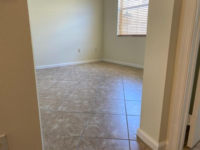 1272 Via Fiume, Boynton Beach, FL 33426