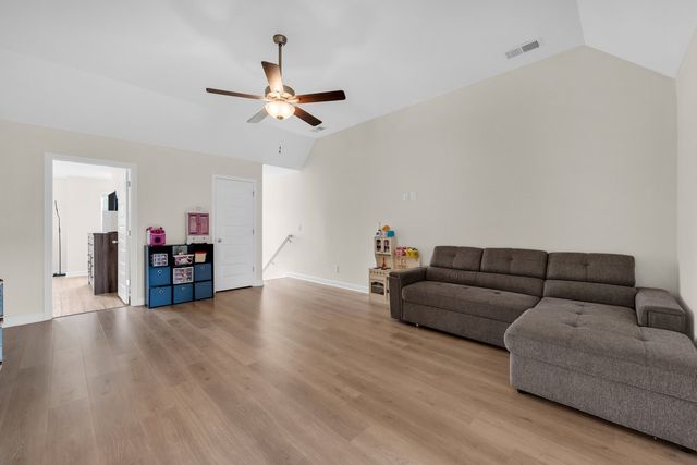 133 Dameron Private Dr, Hendersonville, TN 37075