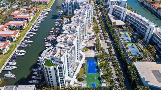 3029 NE 188th St 1019, Aventura, FL 33180