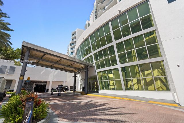 3029 NE 188th St 1019, Aventura, FL 33180