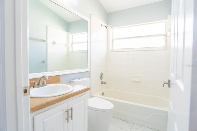 136 SENECA POINT TRAIL, Kissimmee, FL 34746