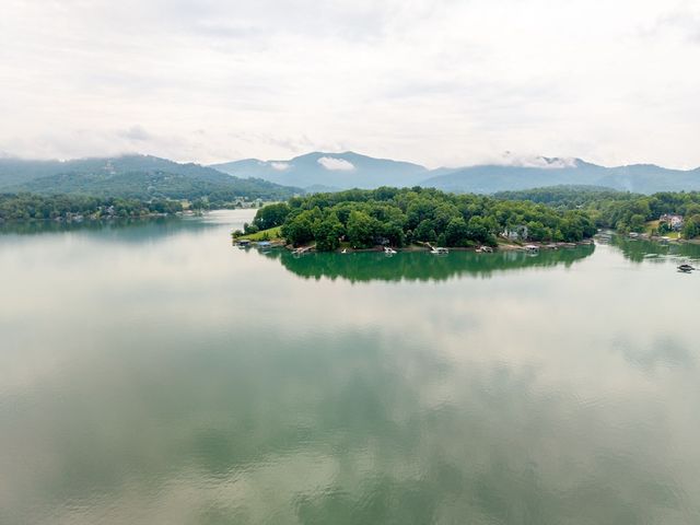 2615 Hidden Valley Road, Hiawassee, GA 30546