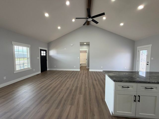 118 Stable Lane, Mt Vernon, KY 40456