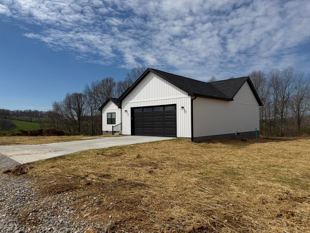 118 Stable Lane, Mt Vernon, KY 40456