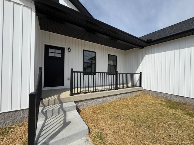 118 Stable Lane, Mt Vernon, KY 40456