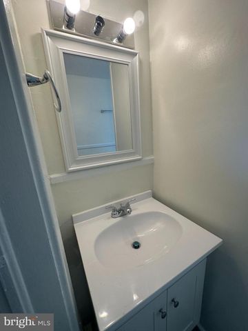 404 406 S KENTUCKY AVE, Martinsburg, WV 25401