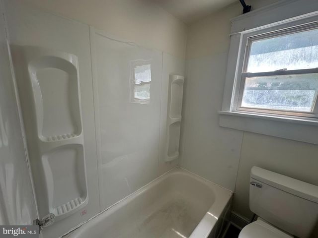 404 406 S KENTUCKY AVE, Martinsburg, WV 25401