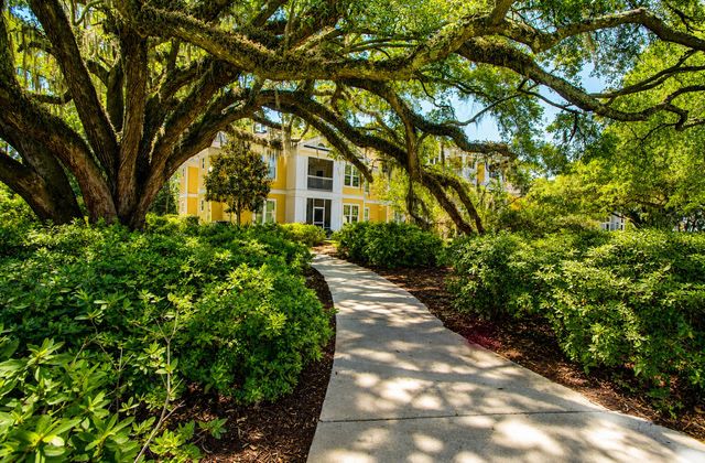 1931 Chatelain Way, Mount Pleasant, SC 29464