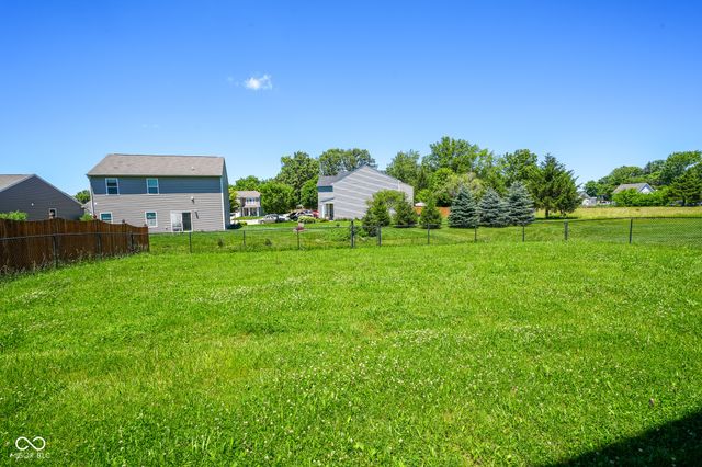 311 Shadetree Lane, Sheridan, IN 46069