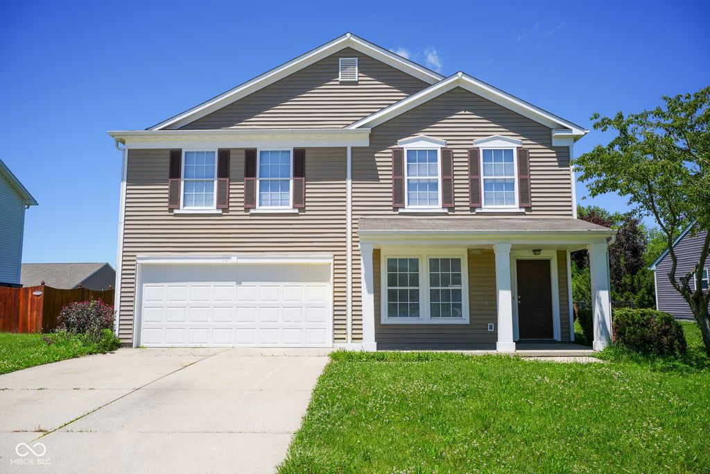 311 Shadetree Lane, Sheridan, IN 46069