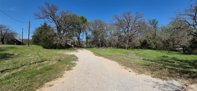 294 County Road 4683, Boyd, TX 76023
