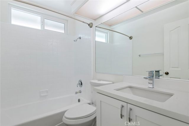 3854 Lost Springs Drive, Calabasas, CA 91301