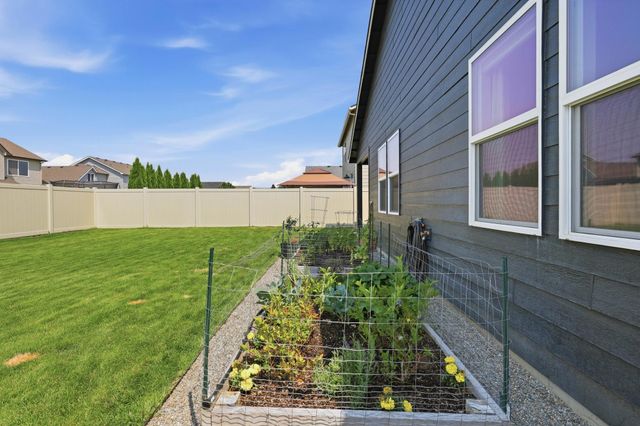 3922 S Clinton Rd, Spokane Valley, WA 99206