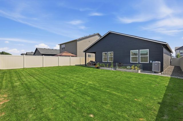 3922 S Clinton Rd, Spokane Valley, WA 99206