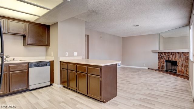 1332 Pinto Rock Lane 201, Las Vegas, NV 89128