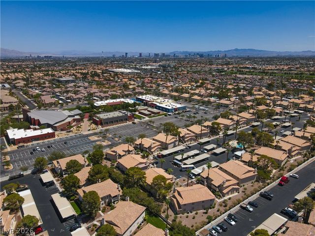 1332 Pinto Rock Lane 201, Las Vegas, NV 89128