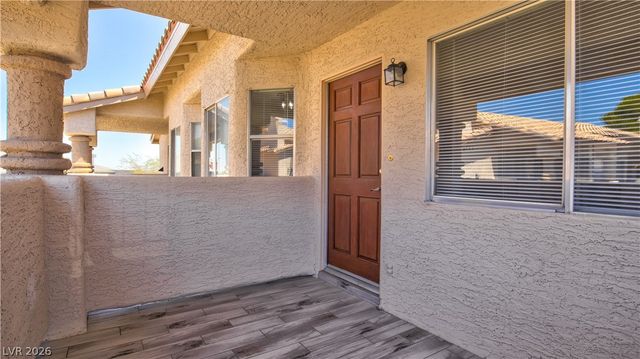 1332 Pinto Rock Lane 201, Las Vegas, NV 89128