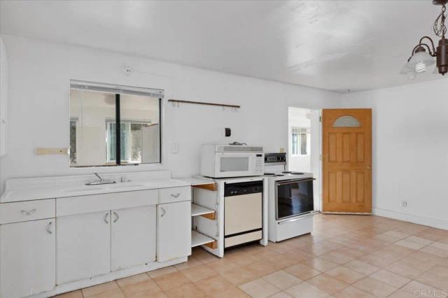 34174 Hampton Rd, Pauma Valley, CA 92061