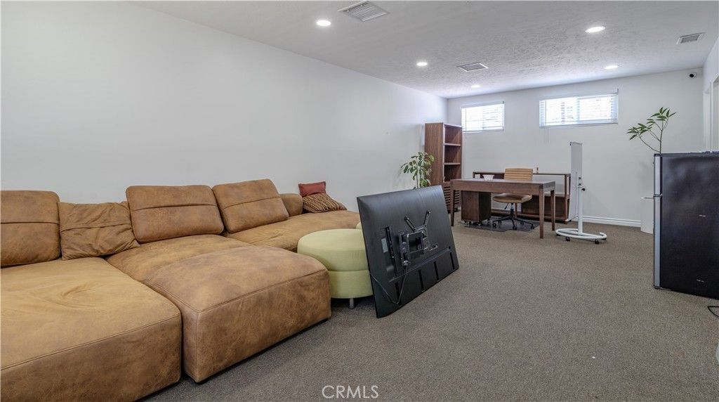 305 17th, Huntington Beach, CA 92648 — photo 4