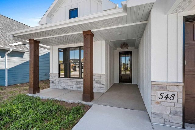 548 LEMERE COURT, Howard, WI 54313