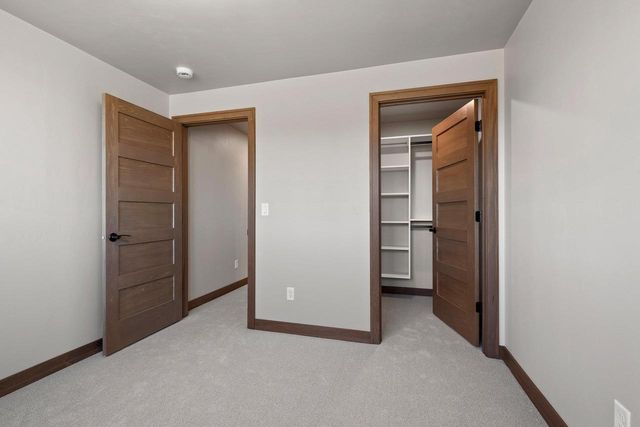 548 LEMERE COURT, Howard, WI 54313