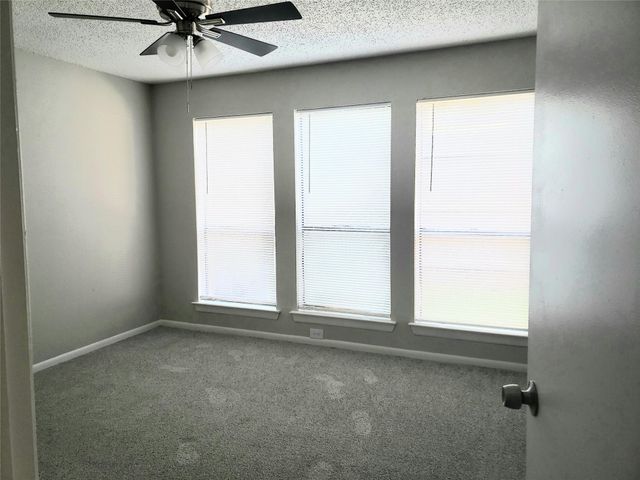 2277 S Kirkwood Road 1115, Houston, TX 77077