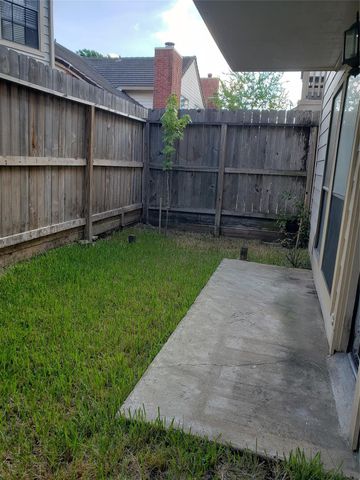 2277 S Kirkwood Road 1115, Houston, TX 77077