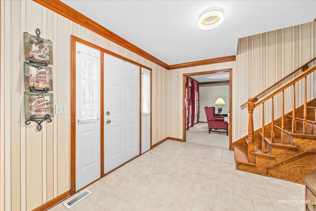 1803 River Ridge Circle, Naperville, IL 60565