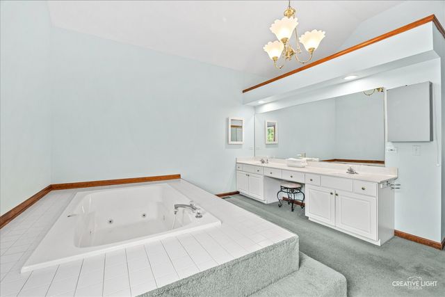 1803 River Ridge Circle, Naperville, IL 60565