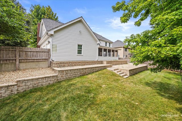 1803 River Ridge Circle, Naperville, IL 60565
